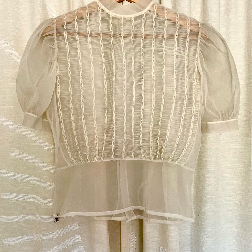 Gorgeous Puff Sleeve Ecru Organza Vintage Blouse